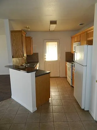 1500 Nicholas Cir #A — Photo 9