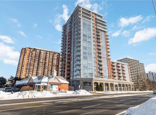 551 Maple Ave #816, Burlington, ON L7S1M7