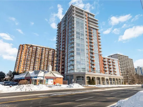 551 Maple Ave #816, Burlington, ON L7S 1M7