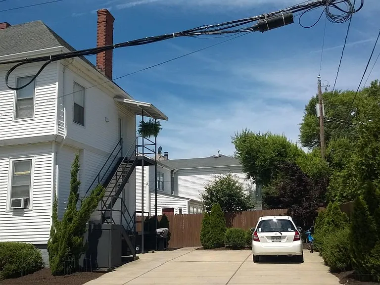 700 Graydon Ave #2 — Photo 4
