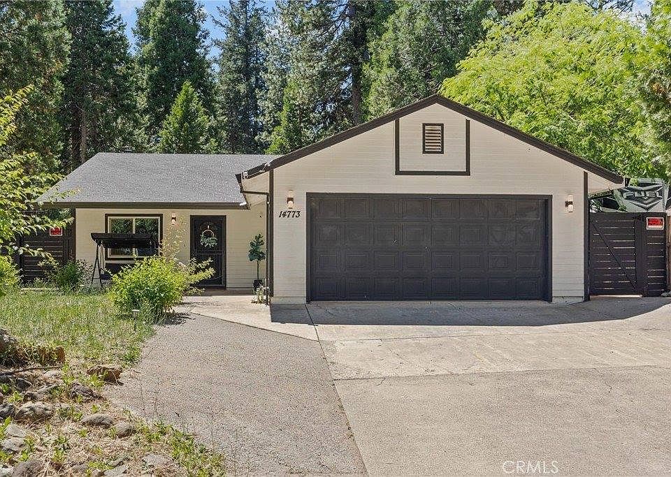 1st image of 14773 Holmwood Dr