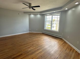 196 Ocean Ave Floor 2, New London, CT 06320