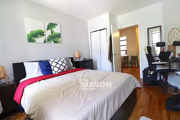 Rented by Mason Group LLC | media 18