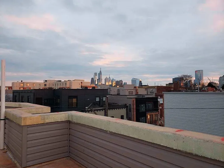 622 N 35th St #4 — Photo 9