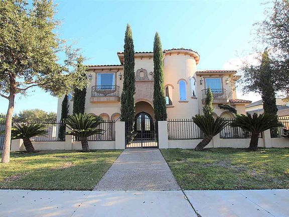 2nd image of 309 Bordeaux Dr