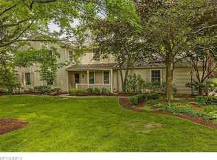 2827 Brainard Rd, Pepper Pike, OH 44124
