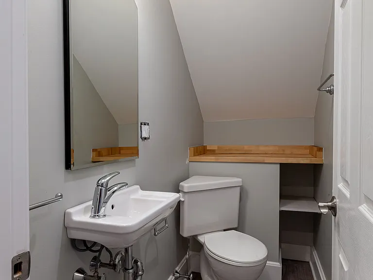 Bathroom #3 on 3rd floor