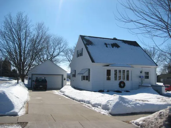 829 Reed St, Plymouth, WI 53073