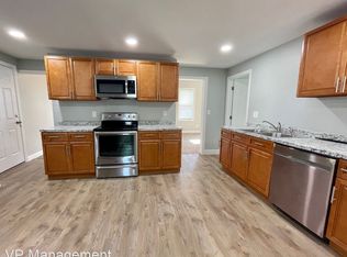 618 McKinstry Ave, Chicopee, MA 01020