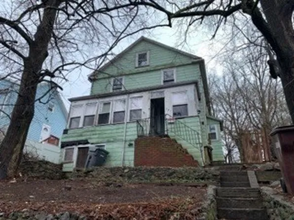307 Colburn St, Dedham, MA 02026