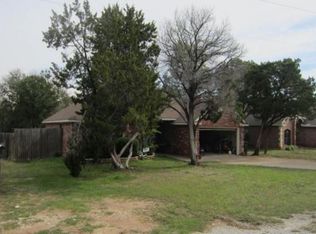 2413 Woodcrest Ct, Granbury, TX 76048