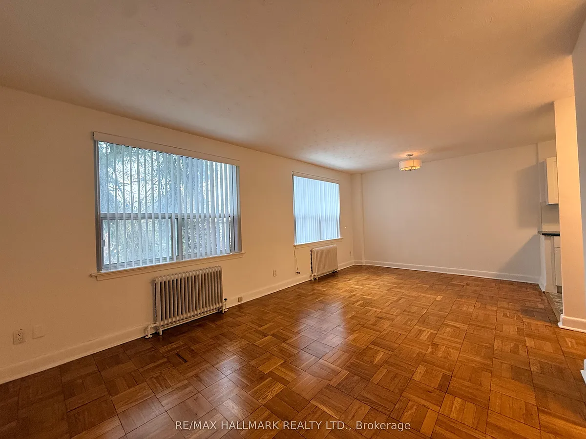 Building Photo - 57 Rawlinson Ave #203