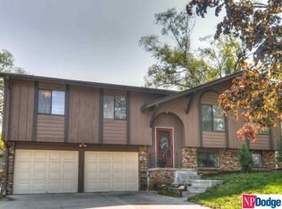 5613 S 139th Cir, Omaha, NE 68137