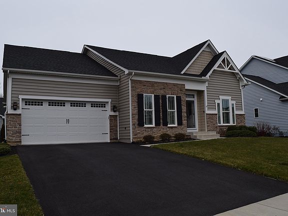 2nd image of 19509 Manchester Dr