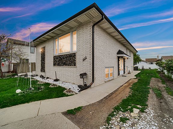 2nd image of 4219 Wehrman Ave