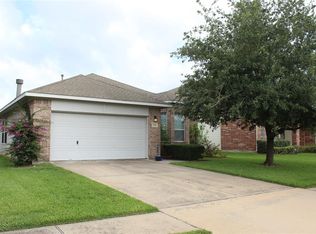 7511 Oakleigh Dr, Cypress, TX 77433