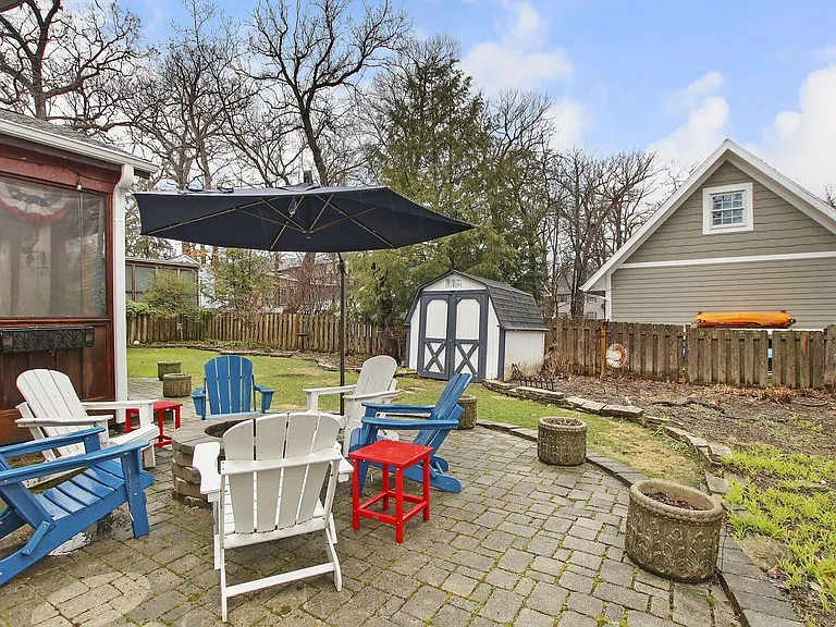 642 Agaming Rd — Photo 10