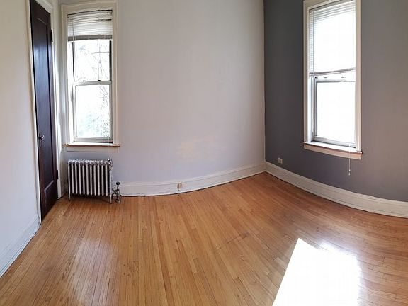 5th image of 4332 N Hermitage Ave APT 2W