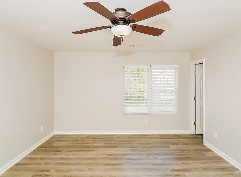 235 Chadford Pl — Photo 13