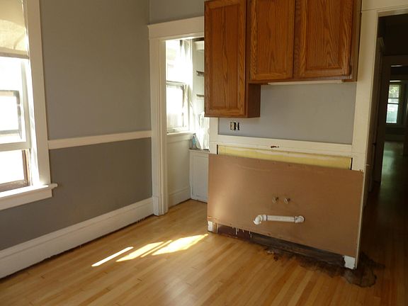 3rd image of 3717 E Plankinton Ave