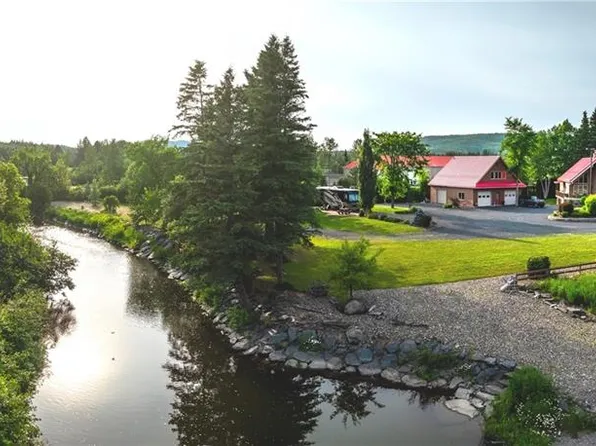 438 Titus Rd, Saint Joseph, NB E7B 2S8