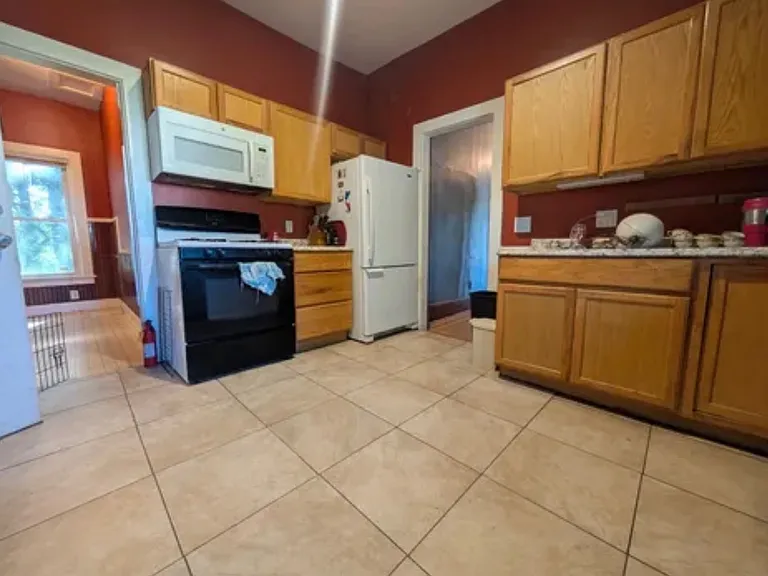 18 Clark Ave #1 — Photo 4