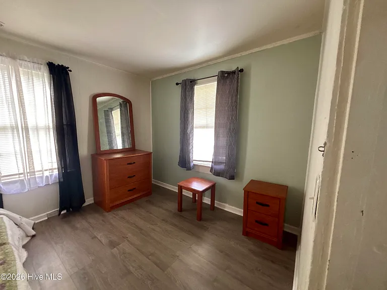 417 S 13th St — Photo 5
