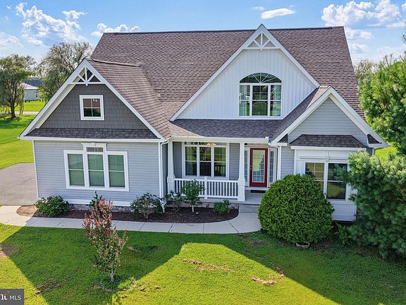 2nd image of 24840 Mistletoe Dr