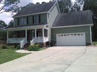280 Stone Cross Dr, Spring Lake, NC 28390