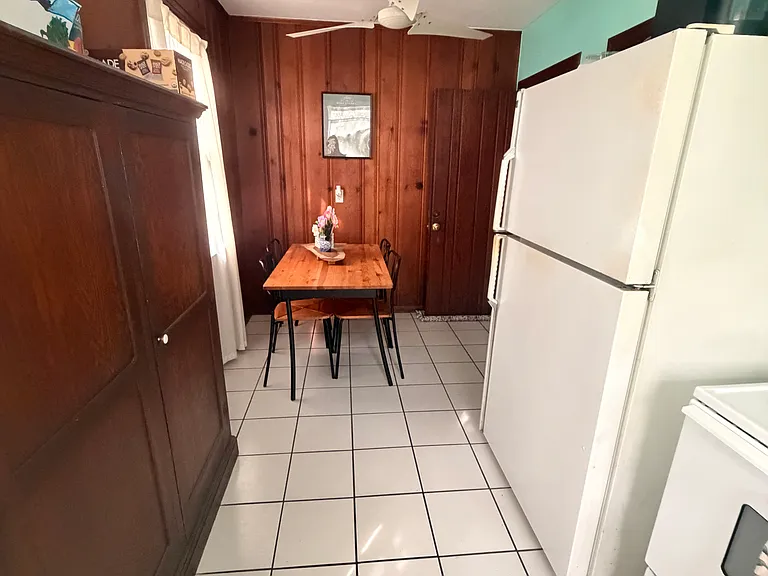 1301 S Albany Ave #B — Photo 10
