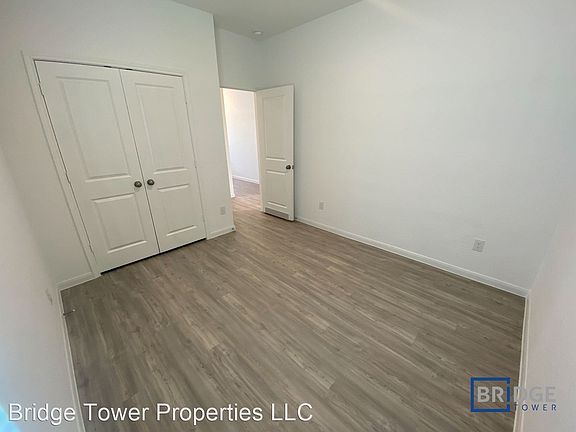 5th image of 2713 Coral Way