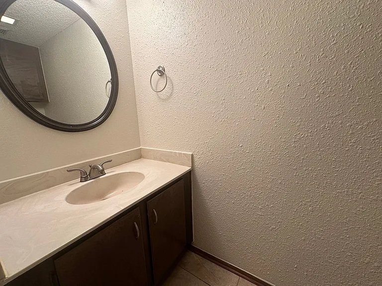 9643 Hefner Village Blvd — Photo 13