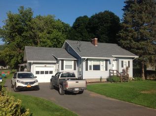 68 Moffitt Rd, Plattsburgh, NY 12901