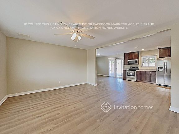 4th image of 1134 E Diana Ave
