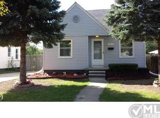 6724 Mayfair St, Taylor, MI 48180