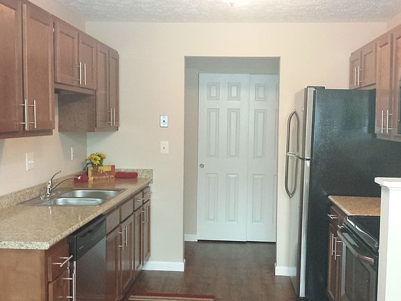 5th image of 1555 Gelhot Dr APT 137