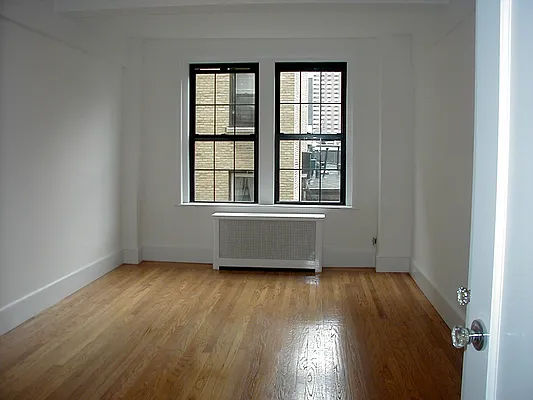 Rented by 9 Realty NYC | media 27