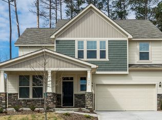 1028 Magnolia Farm Way, Fuquay Varina, NC 27526