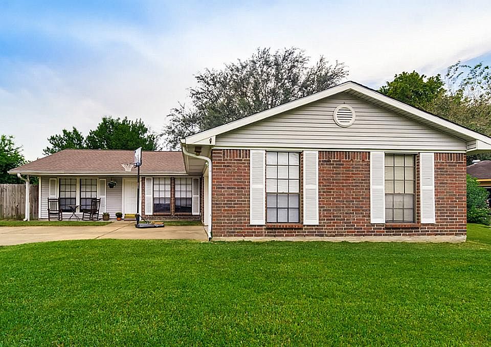 2nd image of 15726 Firthridge Ct
