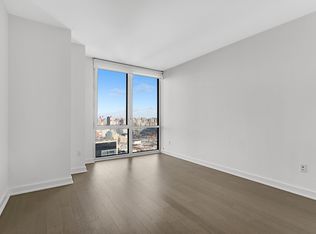 2922 Northern Blvd APT 3812, Long Island City, NY 11101