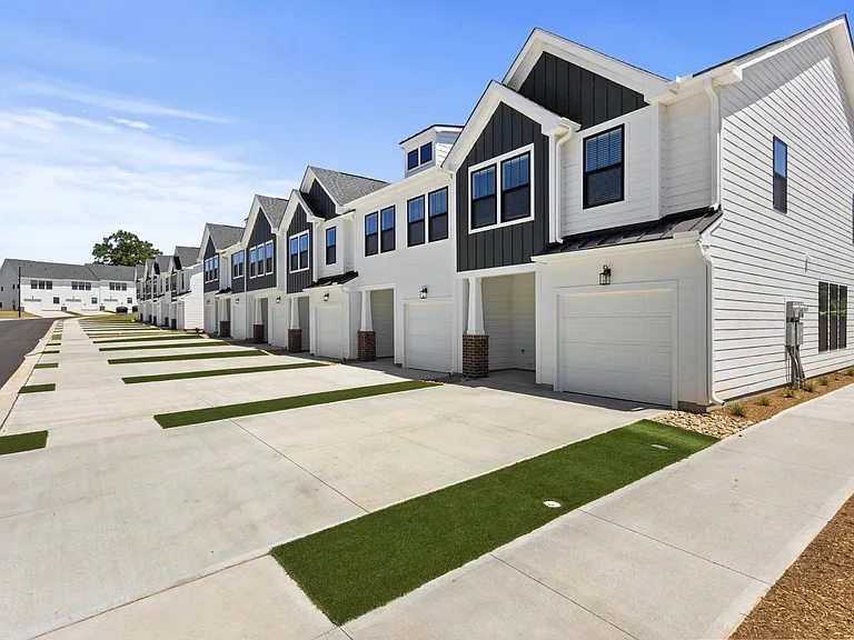 Northside Townhomes — Photo 45