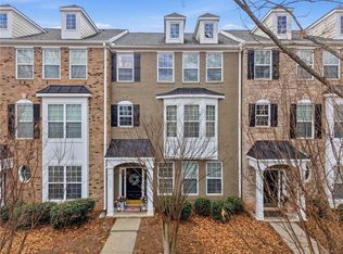 11255 Musette Cir, Alpharetta, GA 30009