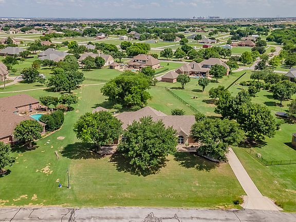 2nd image of 1049 Van Zandt Ct