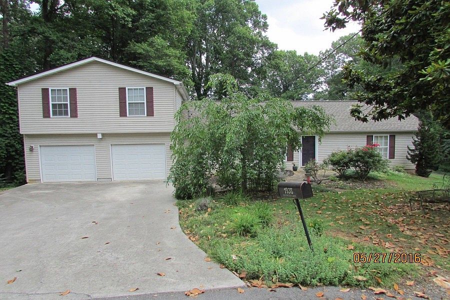 1st image of 1938 Dogwood Ln