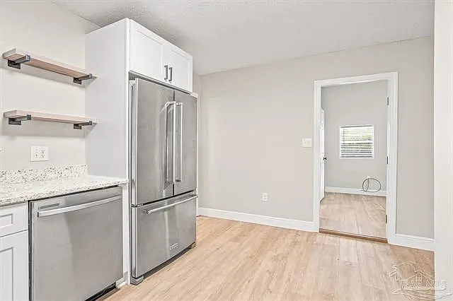 207 Ajax Dr NW — Photo 2