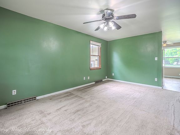 4th image of 1515 Elmwood Ave