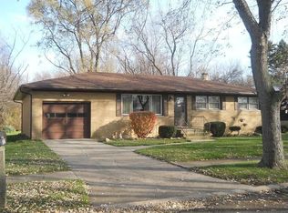 6825 Van Buren St, Merrillville, IN 46410