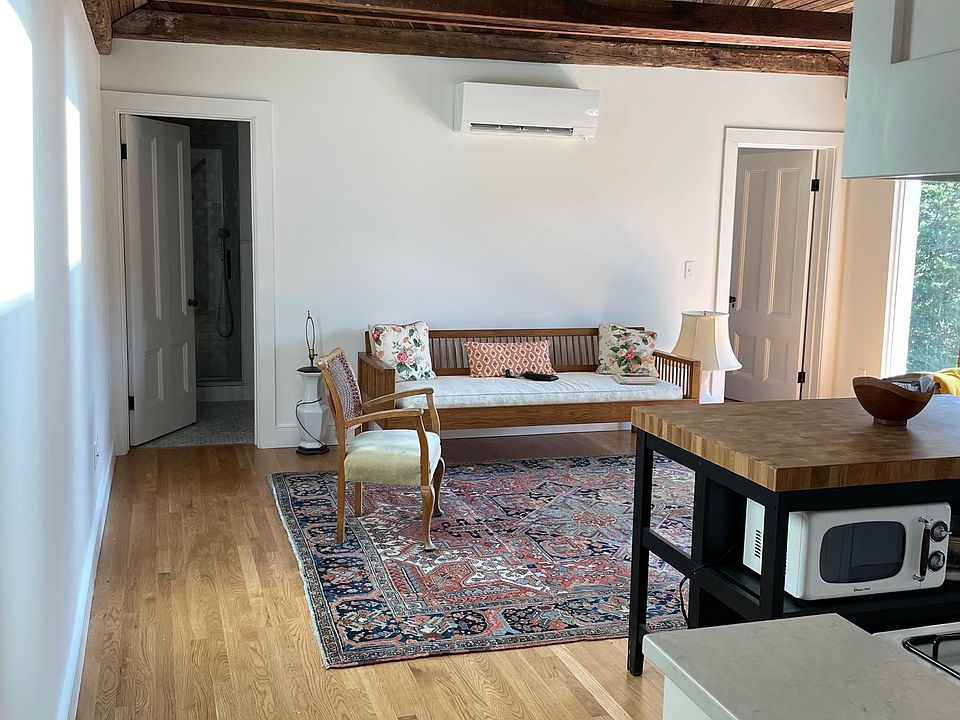 1st image of 374 Essex St Unit 3