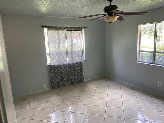 2nd image of 835 Santa Isabel Blvd #3A