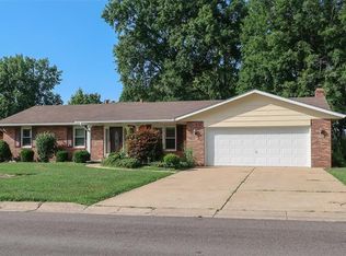1117 E 1st St, Washington, MO 63090